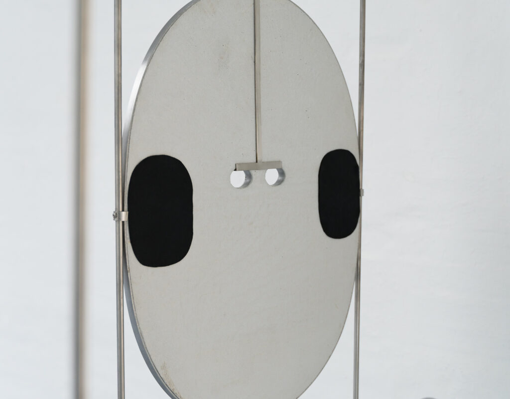 Christine Overvad Hansen - Bad desire (incognito mode) - White concrete, leather, stainless steel - 211 x 166,5 x 145 cm
Traders - Huset for Kunst og Design Holstebro 2020