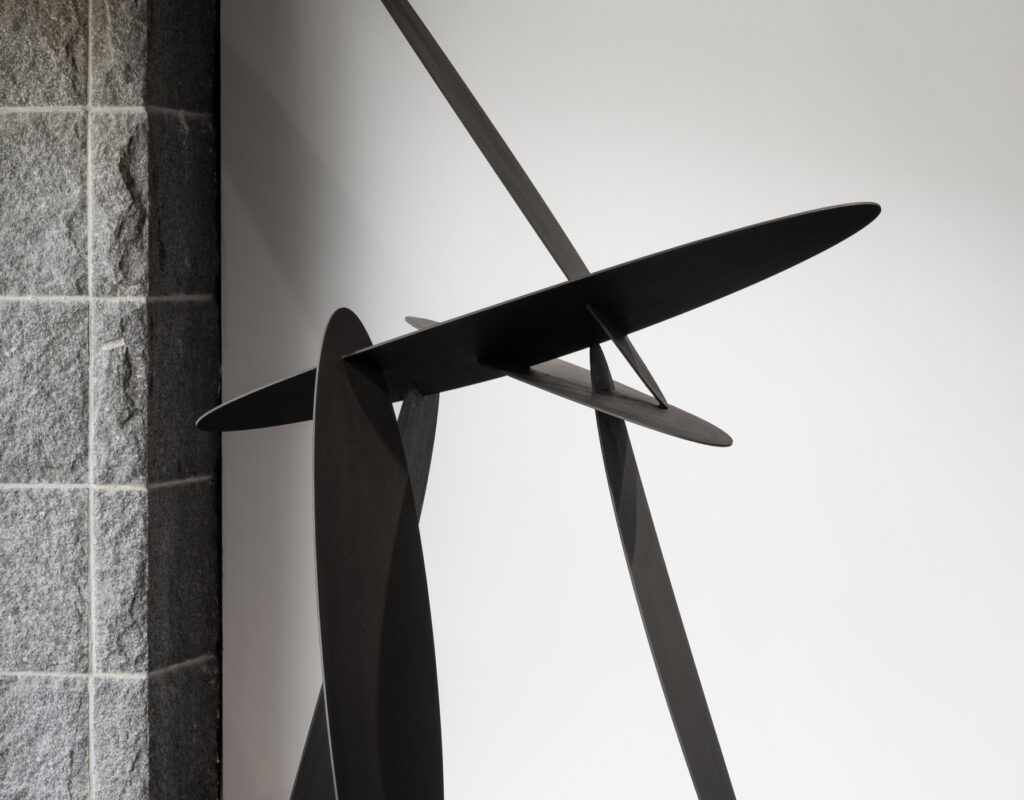 Amalie Jakobsen - Ancient Fuel - Carbon pigment, primer, aluminium - 150 x 80 x 50 cm - Carrying Capacity - Politikens forhal 2020