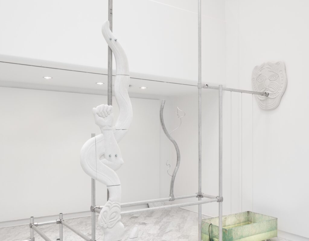 Sif Itona Westerberg - Fountain - Installation view - Tranen 2019