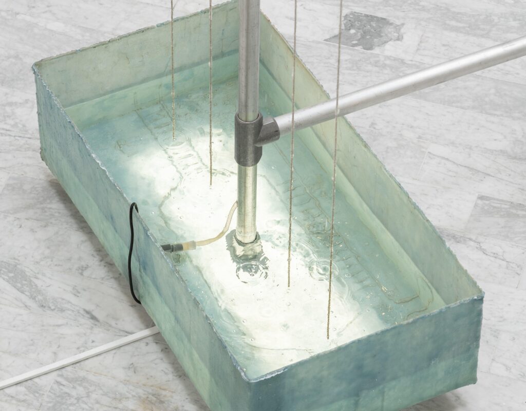 Sif Itona Westerberg - Fountain - Installation view - Tranen 2019